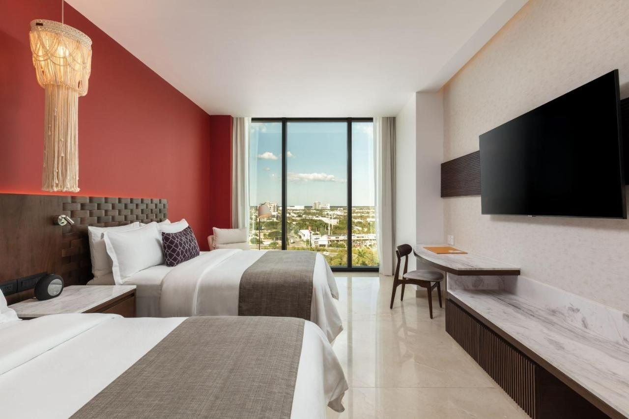 Hotel Camino Real